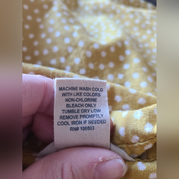 Duluth Trading Women's Yellow/White Polka Dot Top Women's Size L - Picture 10 of 11